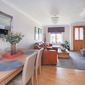Victoria Retreat York